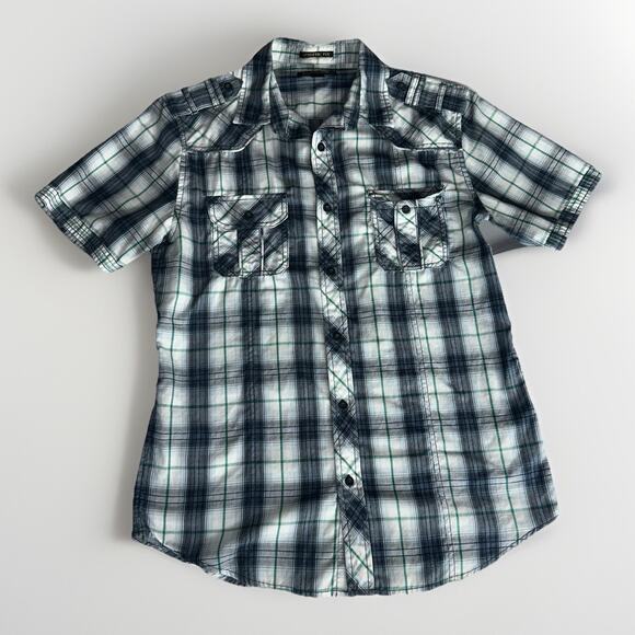 Helix Men’s Medium Short-Sleeve Button-Up Shirt Bundle (2) – Pinstripe & Plaid - Picture 2 of 15